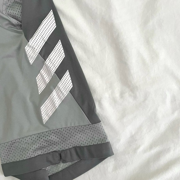 ADIDAS® CLIMALITE TRAINING SHORTS. - Picture 4 of 4